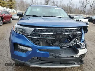 2022 Ford Explorer XLT with VIN 1FMSK8DH7NGA62104, listed as a Copart auction lot 50810145 with 65,605 mi miles and Salvage Title. Bid and sale history available at DreamBid. Image 5.