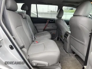 2010 Toyota Highlander Limited z VIN 5TDDK3EH2AS024908, wystawiony jako Copart lot #63053825 z przebiegiem 231 024 mil mil oraz Czysty tytuł • Clean title. Historia ofert i sprzedaży dostępna na DreamBid. Obrazek 10.