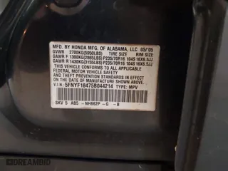 2005 Honda Pilot EX with VIN 5FNYF18475B044214, listed as a IAAI auction lot 41765385 with 226,796 mi miles. Bid and sale history available at carsss.com. Image 9.