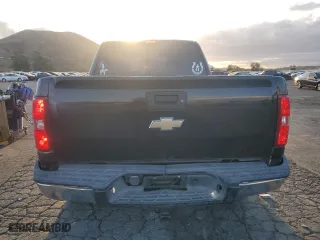 2008 Chevrolet Silverado 1500 LTZ with VIN 2GCEC13J281112046, listed as a Copart auction lot 78277364 with 177,717 mi miles and Salvage Title. Bid and sale history available at carsss.com. Image 6.