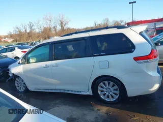 2012 Toyota Sienna XLE with VIN 5TDDK3DCXCS032344, listed as a IAAI auction lot 41205400 with 105,274 mi miles. Bid and sale history available at carsss.com. Image 15.