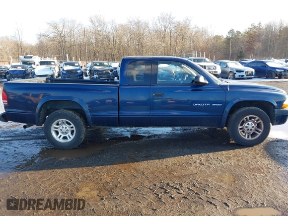 2002 Dodge Dakota Sport with VIN 1B7GL32X52S569340, listed as a IAAI auction lot 41541480 with 176,632 mi miles. Bid and sale history available at carsss.com. Image 13.