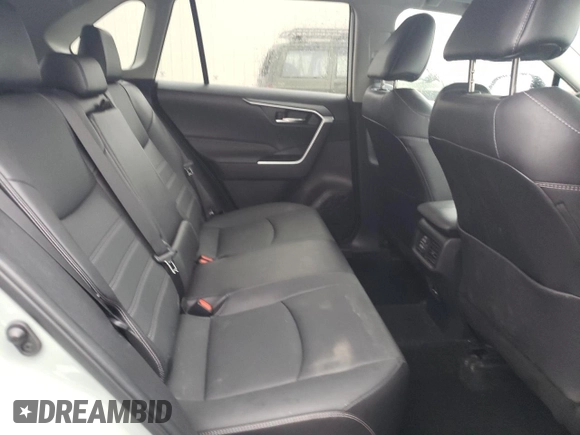 2022 Toyota RAV4 XLE Premium с VIN 2T3A1RFV1NW301243, выставлен на аукционе Copart как лот 56025835 с пробегом 58 093 миль миль и Списание • Salvage title. История ставок и продаж доступна на DreamBid. Изображение 11.