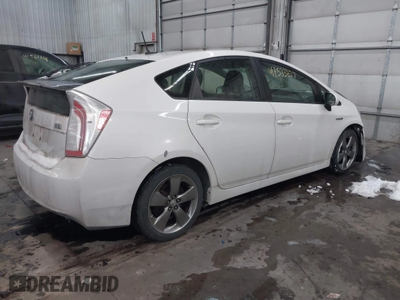 2013 Toyota Prius One with VIN JTDKN3DU5D5609960, listed as a IAAI auction lot 41533827 with 231,754 mi miles. Bid and sale history available at carsss.com. Image 4.