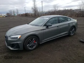 2024 Audi A5 Sportback S line Premium Plus z VIN WAUFACF52RA103095, wystawiony jako Copart lot #53421625 z przebiegiem 10 529 mil mil oraz Nie do naprawy • Non repairable. Historia ofert i sprzedaży dostępna na DreamBid. Obrazek 1.