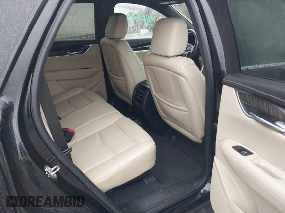2018 Cadillac XT5 FWD with VIN 1GYKNARS6JZ160993, listed as a IAAI auction lot 41472847 with 113,415 mi miles. Bid and sale history available at carsss.com. Image 8.