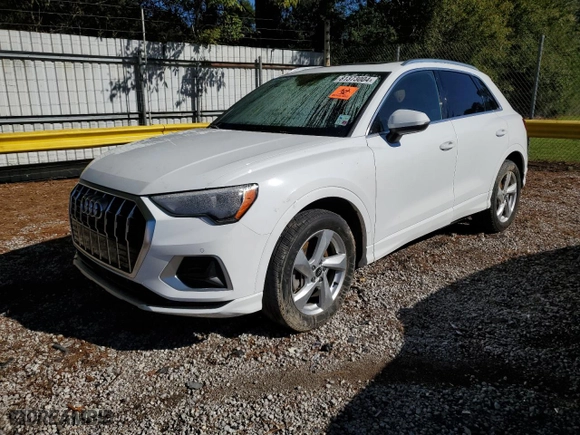 2022 Audi Q3 Premium with VIN WA1AUCF38N1030113, listed as a Copart auction lot 81373004 with 0 mi miles and Salvage Title. Bid and sale history available at carsss.com. Image 1.