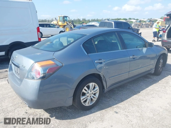 2012 Nissan Altima 2.5 S with VIN 1N4AL2APXCN442820, listed as a IAAI auction lot 41974399 with 118,813 mi miles. Bid and sale history available at carsss.com. Image 4.