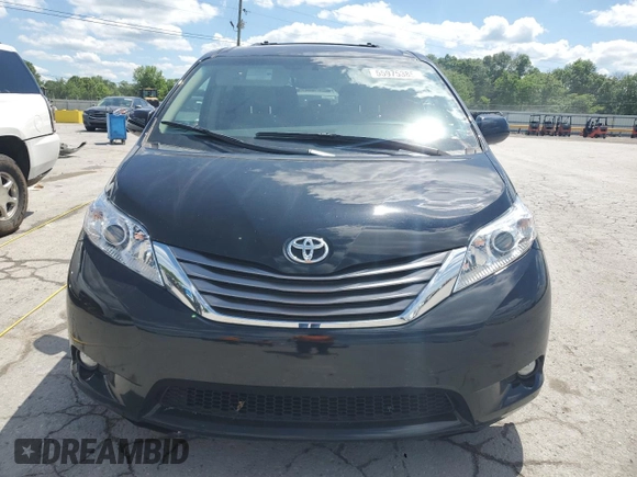 2015 Toyota Sienna XLE with VIN 5TDYK3DC4FS643797, listed as a Copart auction lot 55975385 with 61,882 mi miles and Salvage Title. Bid and sale history available at DreamBid. Image 5.