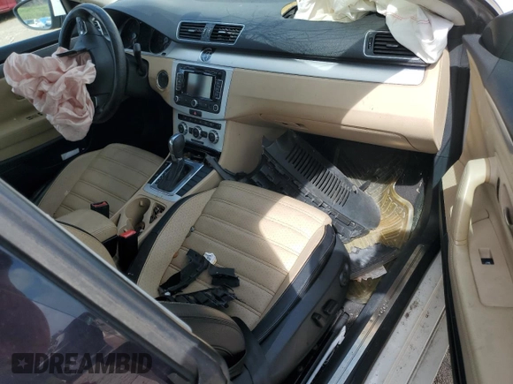 2013 Volkswagen CC Sport with VIN WVWBN7AN7DE522906, listed as a Copart auction lot 76385704 with 101,063 mi miles and Salvage Title. Bid and sale history available at DreamBid. Image 8.
