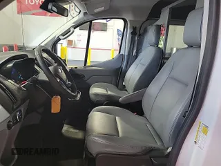 2019 Ford Transit z VIN 1FTYE1YM9KKA69150, wystawiony jako IAAI lot #42723249 z przebiegiem 226 890 mil mil oraz . Historia ofert i sprzedaży dostępna na DreamBid. Obrazek 27.