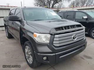 2016 Toyota Tundra 2WD Truck SR5 with VIN 5TFEW5F16GX200433, listed as a IAAI auction lot 41734078 with NaN miles. Bid and sale history available at carsss.com. Image 1.