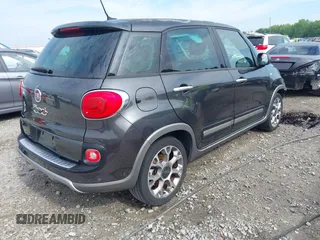 2014 FIAT 500L Trekking z VIN ZFBCFADH8EZ008208, wystawiony jako IAAI lot #42091284 z przebiegiem 79 407 mil mil oraz . Historia ofert i sprzedaży dostępna na DreamBid. Obrazek 4.