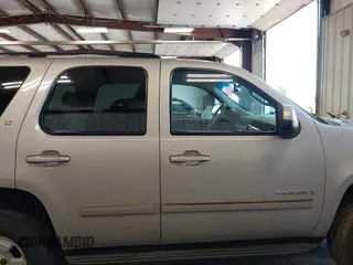 2007 Chevrolet Tahoe LT z VIN 1GNFK13077R224756, wystawiony jako IAAI lot #42620527 z przebiegiem Nie podano mil oraz . Historia ofert i sprzedaży dostępna na DreamBid. Obrazek 13.