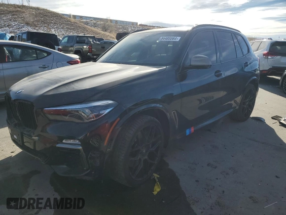 2021 BMW X5 M50i with VIN 5UXJU4C01M9F13949, listed as a Copart auction lot 84485564 with 0 mi miles and Salvage Title. Bid and sale history available at carsss.com. Image 1.