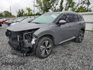 2022 Nissan Rogue SL with VIN 5N1BT3CA6NC706350, listed as a Copart auction lot 52152015 with 32,890 mi miles and Salvage Title. Bid and sale history available at carsss.com. Image 1.