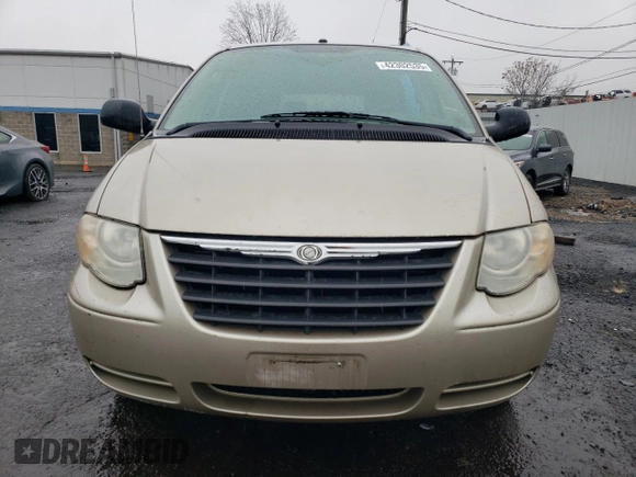 2007 Chrysler Town & Country LWB Touring with VIN 2A4GP54LX7R278250, listed as a Copart auction lot 42302535 with 89,174 mi miles and Salvage Title. Bid and sale history available at carsss.com. Image 5.