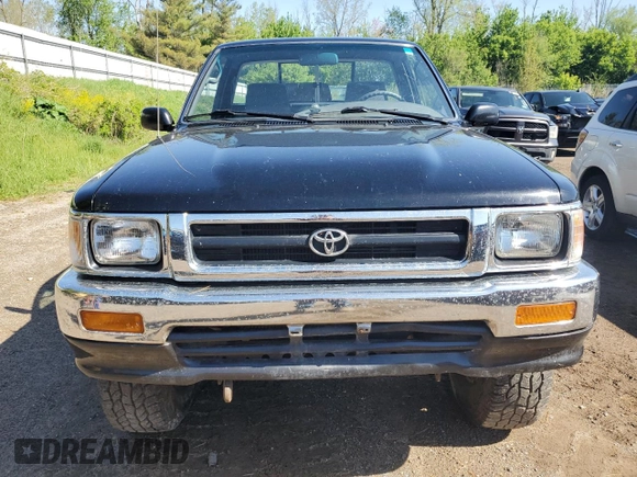 1994 Toyota Pickup DX z VIN JT4RN01P8R7065882, wystawiony jako Copart lot #56998705 z przebiegiem 86 406 mil mil oraz Czysty tytuł • Clean title. Historia ofert i sprzedaży dostępna na DreamBid. Obrazek 5.