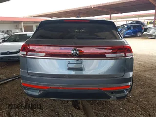 2024 Volkswagen Atlas SE with VIN 1V2DE2CA0RC250660, listed as a IAAI auction lot 42085431 with 14,268 mi miles and . Bid and sale history available at DreamBid. Image 16.