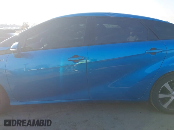 2019 Toyota Mirai with VIN JTDBVRBD0KA005792, listed as a IAAI auction lot 41447692 with 50,725 mi miles and . Bid and sale history available at carsss.com. Image 14.