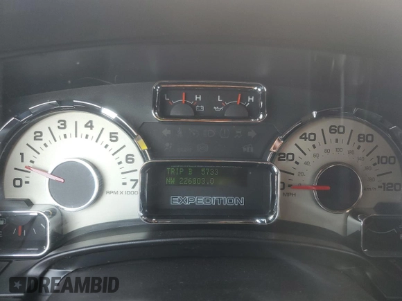 2011 Ford Expedition Max XLT with VIN 1FMJK1J53BEF13842, listed as a Copart auction lot 58930095 with 226,803 mi miles and Non repairable. Bid and sale history available at DreamBid. Image 9.