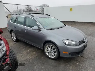 2013 Volkswagen Jetta SportWagen TDI w/Sunroof with VIN 3VWML7AJ0DM636068, listed as a Copart auction lot 84942624 with 99,636 mi miles and Clean Title. Bid and sale history available at carsss.com. Image 4.