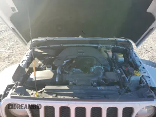 2019 Jeep Wrangler Unlimited Sahara with VIN 1C4HJXEGXKW651960, listed as a Copart auction lot 84255444 with 61,982 mi miles and Salvage title. Bid and sale history available at DreamBid. Image 12.