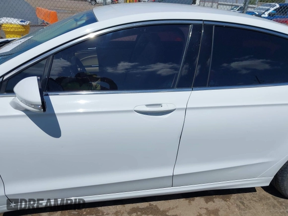 2016 Ford Fusion SE with VIN 1FA6P0HD3G5104983, listed as a IAAI auction lot 42569352 with 136,334 mi miles and . Bid and sale history available at DreamBid. Image 14.