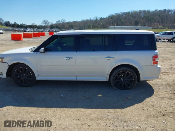 2013 Ford Flex Limited w/EcoBoost with VIN 2FMHK6DT9DBD28070, listed as a IAAI auction lot 41804017 with 156,423 mi miles. Bid and sale history available at carsss.com. Image 14.