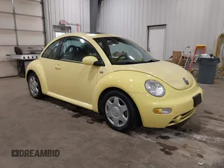 2001 Volkswagen Beetle GLX with VIN 3VWDD21CX1M434965, listed as a IAAI auction lot 42141481 with 220,941 mi miles and . Bid and sale history available at DreamBid. Image 1.