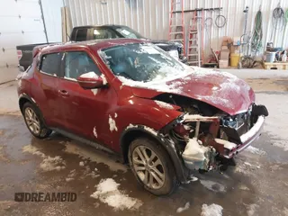 2015 Nissan Juke SV with VIN JN8AF5MV1FT553919, listed as a IAAI auction lot 41630227 with 110,337 mi miles. Bid and sale history available at carsss.com. Image 1.