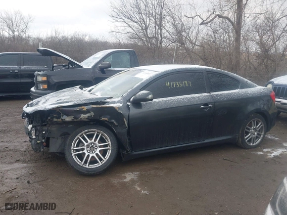 2005 Scion tC with VIN JTKDE177X50044793, listed as a IAAI auction lot 41735187 with 186,658 mi miles. Bid and sale history available at carsss.com. Image 15.