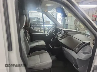 2019 Ford Transit z VIN 1FTYR2CG7KKA96911, wystawiony jako IAAI lot #42566551 z przebiegiem 207 807 mil mil oraz . Historia ofert i sprzedaży dostępna na DreamBid. Obrazek 26.