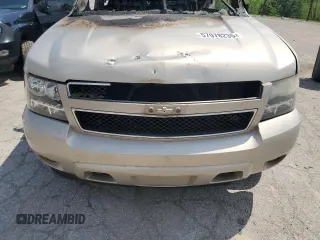 2008 Chevrolet Tahoe LTZ z VIN 1GNFK13018J144403, wystawiony jako Copart lot #57078235 z przebiegiem Nie podano mil oraz Nie do naprawy • Non repairable. Historia ofert i sprzedaży dostępna na DreamBid. Obrazek 11.