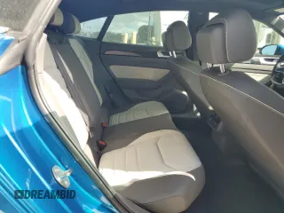 2023 Volkswagen Arteon SEL Premium R-Line z VIN WVWTR7AN5PE014611, wystawiony jako Copart lot #43589095 z przebiegiem 12 517 mil mil oraz Szkoda całkowita • Salvage title. Historia ofert i sprzedaży dostępna na DreamBid. Obrazek 10.