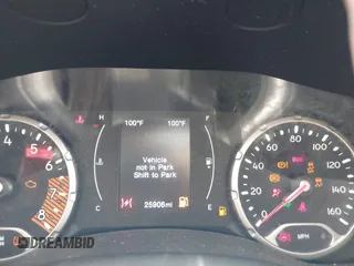 2020 Jeep Renegade Jeepster z VIN ZACNJBAB3LPL87508, wystawiony jako IAAI lot #42381489 z przebiegiem 25 906 mil mil oraz . Historia ofert i sprzedaży dostępna na DreamBid. Obrazek 7.