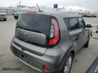 2019 Kia Soul + with VIN KNDJP3A50K7649934, listed as a Copart auction lot 50166655 with 62,082 mi miles and Salvage Title. Bid and sale history available at carsss.com. Image 3.