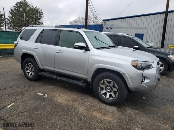 2017 Toyota 4Runner SR5 with VIN JTEBU5JR4H5454138, listed as a Copart auction lot 51929035 with 72,561 mi miles and Clean Title. Bid and sale history available at carsss.com. Image 4.