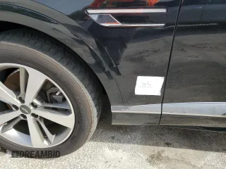 2021 Genesis GV80 with VIN KMUHB4SB1MU062943, listed as a Copart auction lot 82131414 with 36,805 mi miles and Non repairable. Bid and sale history available at DreamBid. Image 13.
