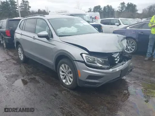 2020 Volkswagen Tiguan S with VIN 3VV1B7AX0LM082432, listed as a IAAI auction lot 41694189 with 63,831 mi miles. Bid and sale history available at carsss.com. Image 1.