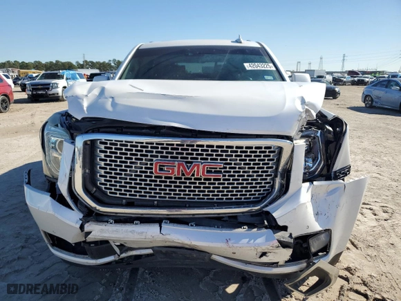 2016 GMC Yukon Denali with VIN 1GKS1CKJ1GR264397, listed as a Copart auction lot 42043225 with 139,108 mi miles and Salvage Title. Bid and sale history available at carsss.com. Image 5.