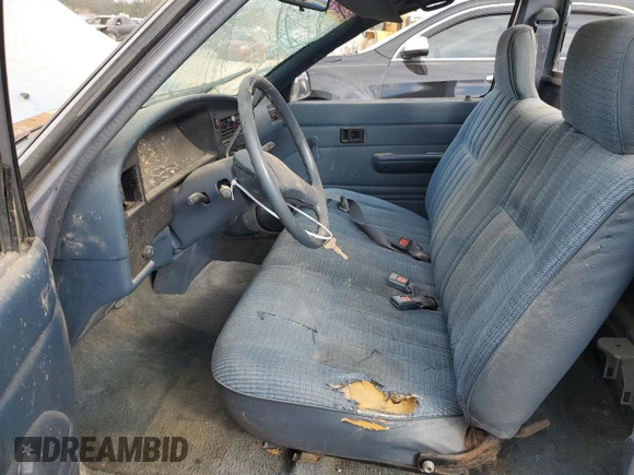 1990 Toyota Pickup DX с VIN JT4RN81P1L5069533, выставлен на аукционе Copart как лот 78433024 с пробегом 277 999 миль миль и Списание • Salvage title. История ставок и продаж доступна на DreamBid. Изображение 7.