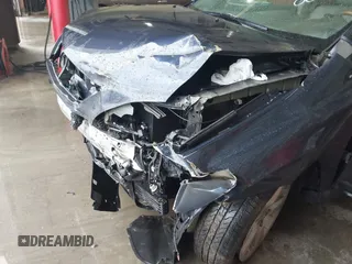 2004 Lexus RX 330 z VIN 2T2HA31U64C004323, wystawiony jako IAAI lot #42247104 z przebiegiem 200 765 mil mil oraz . Historia ofert i sprzedaży dostępna na DreamBid. Obrazek 6.
