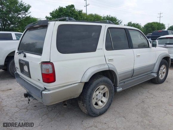 1997 Toyota 4Runner Limited with VIN JT3GN87R0V0033384, listed as a IAAI auction lot 41937704 with 222,908 mi miles. Bid and sale history available at carsss.com. Image 4.