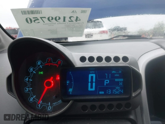 2014 Chevrolet Sonic LT z VIN 1G1JC5SH3E4212735, wystawiony jako IAAI lot #42199750 z przebiegiem 131 524 mil mil oraz . Historia ofert i sprzedaży dostępna na DreamBid. Obrazek 7.