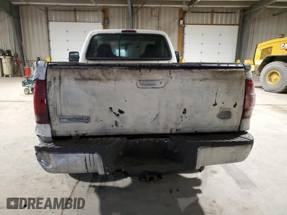 2006 Ford F-250 XL with VIN 1FTNF21506EA52363, listed as a Copart auction lot 52024205 with 112,177 mi miles and Salvage title. Bid and sale history available at DreamBid. Image 6.