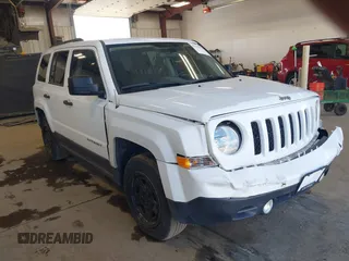 2015 Jeep Patriot Sport with VIN 1C4NJRBB1FD270412, listed as a IAAI auction lot 42191070 with 97,274 mi miles and . Bid and sale history available at DreamBid. Image 1.