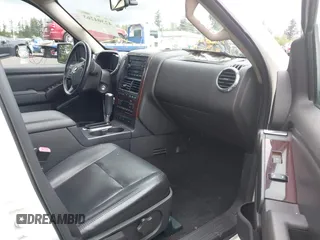 2007 Ford Explorer Limited z VIN 1FMEU75807UA80903, wystawiony jako IAAI lot #42304263 z przebiegiem 163 070 mil mil oraz . Historia ofert i sprzedaży dostępna na DreamBid. Obrazek 5.