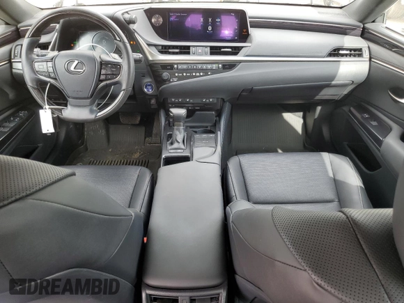2020 Lexus ES 300h with VIN 58AD21B19LU007702, listed as a Copart auction lot 62045245 with 24,943 mi miles and Salvage title. Bid and sale history available at DreamBid. Image 8.