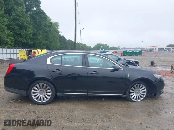 2014 Lincoln MKS z VIN 1LNHL9DK0EG610145, wystawiony jako IAAI lot #42348345 z przebiegiem 61 289 mil mil oraz . Historia ofert i sprzedaży dostępna na DreamBid. Obrazek 14.